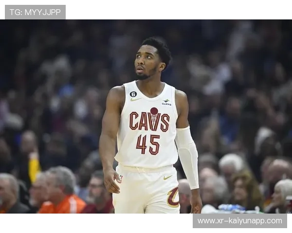 骑士米切尔谈球队防守调整：近期失分过高成季后赛隐忧